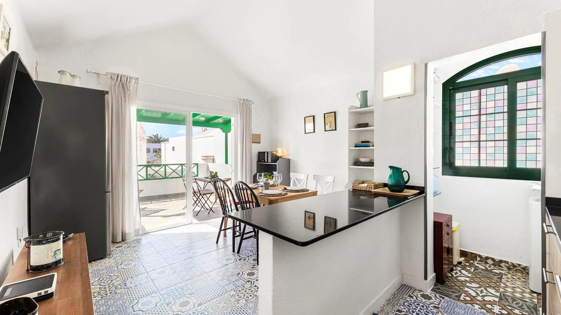 Home2Book Sunlit & Stylish Apt In Playa Honda Playa Honda